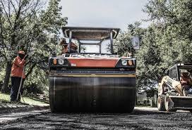 Best Driveway Maintenance Services in Bristol, CT